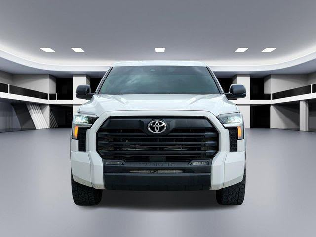 Toyota Tundra SR5 2023